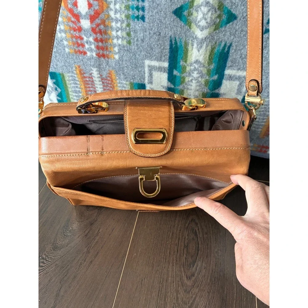 Vintage Hartmann Tan‎ Leather Satchel Handbag with Strap Gold Clasp